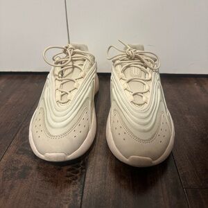 Adidas Ozelia Sand/Ecru